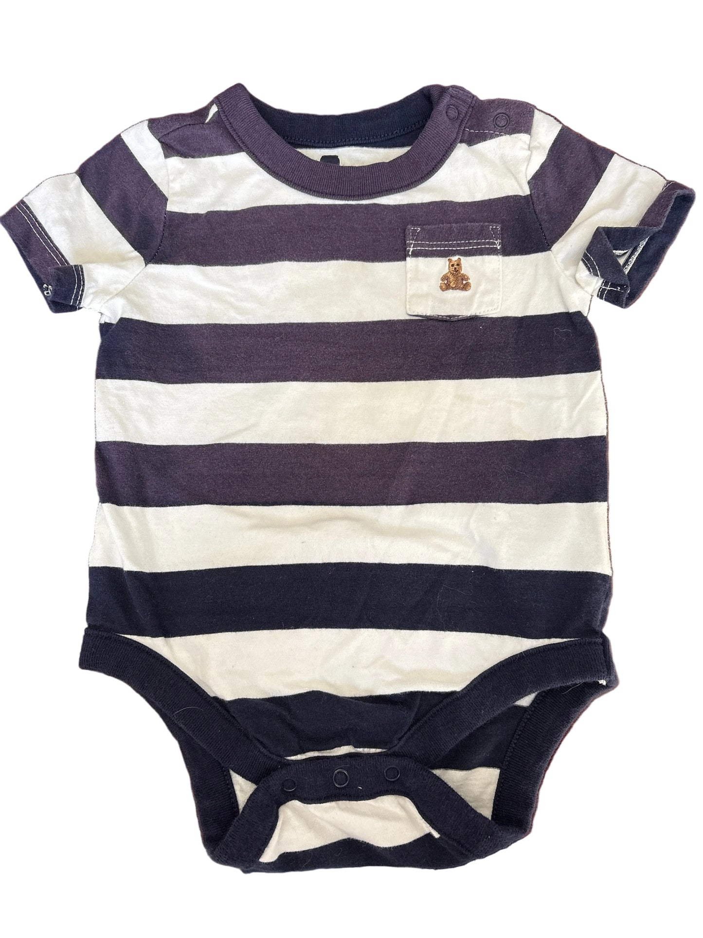 Baby gap 6-12M (imparfait)