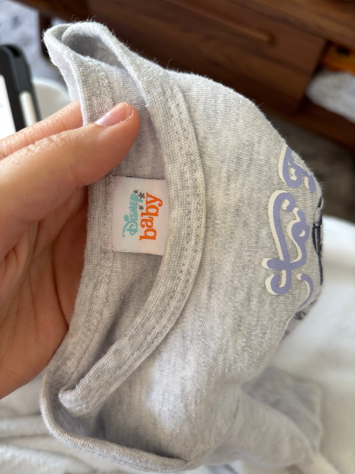 Disney Baby 12-18M (voir 2e photo)