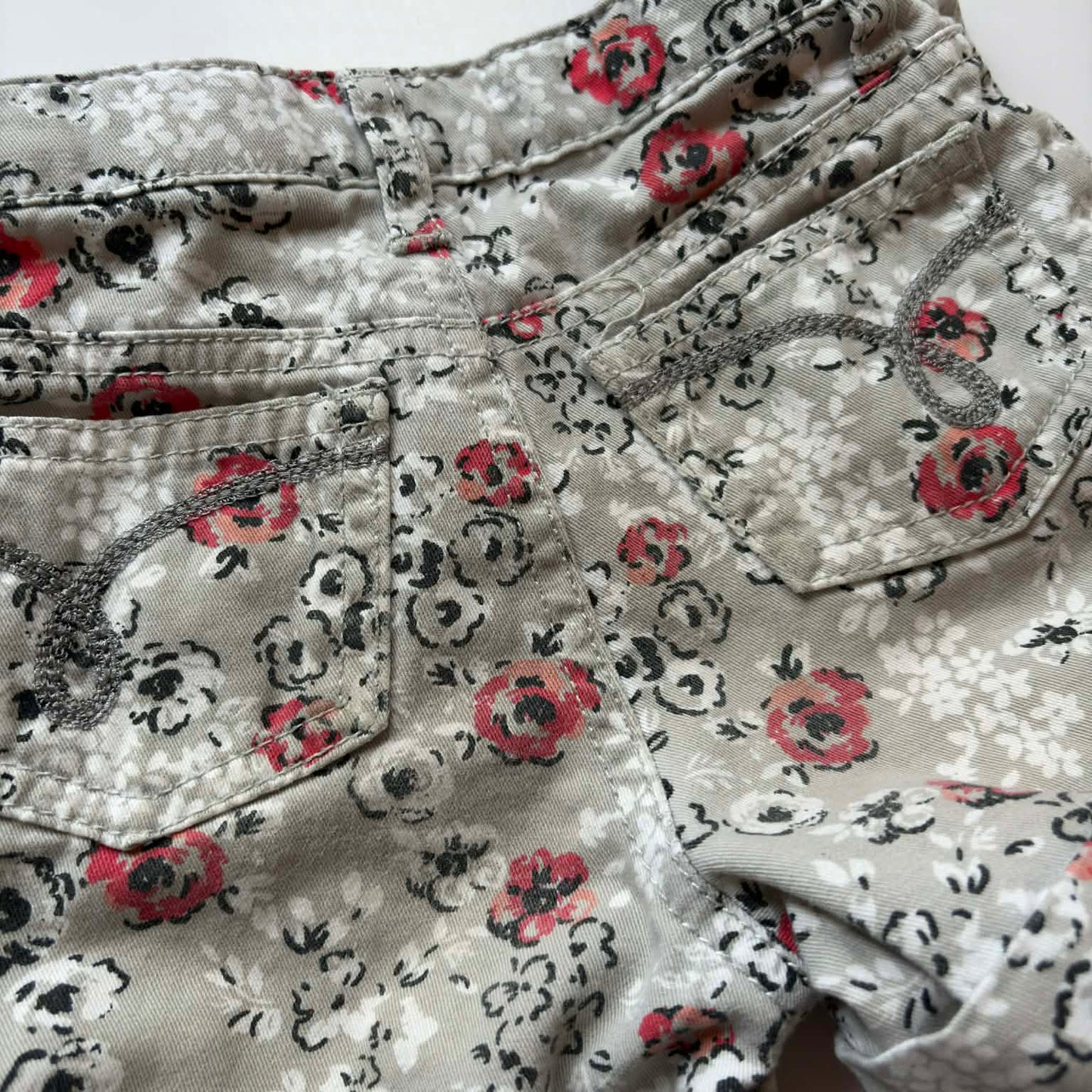 Calvin Klein 3T (imparfait)