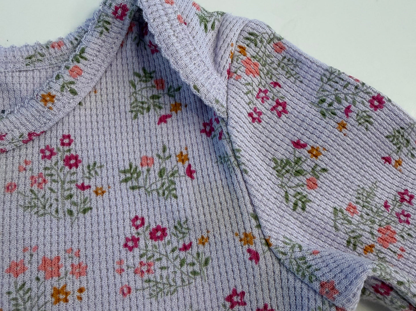 Carter’s 6-9M (imparfait)