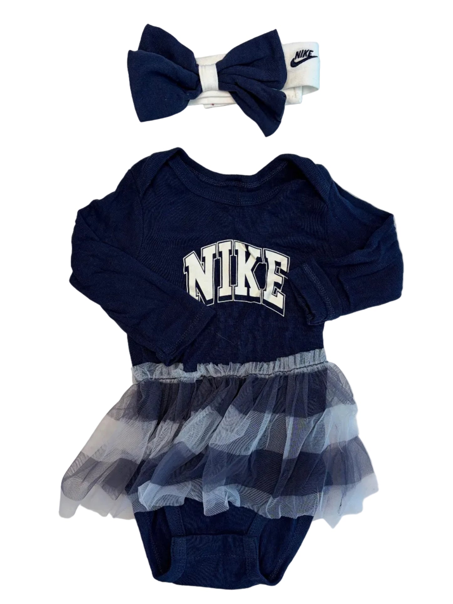 Nike 6-12M (NEUF)