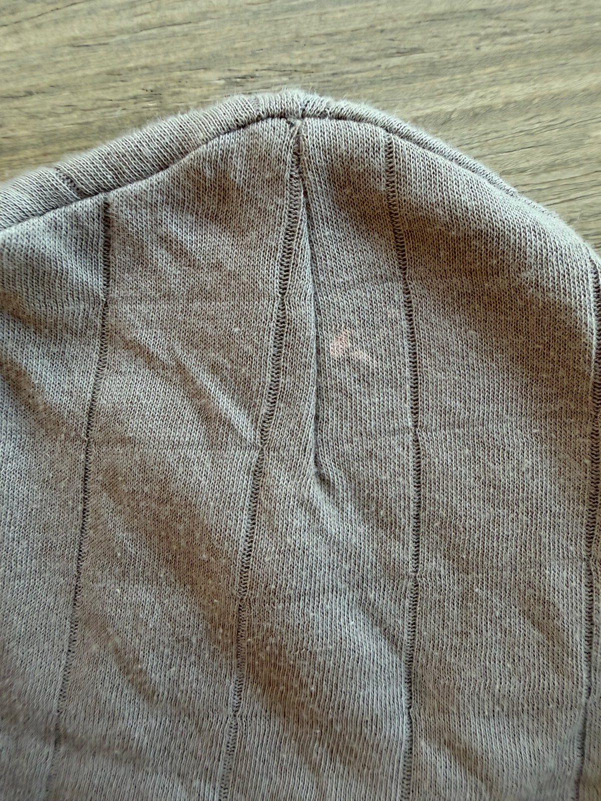 Tuque Noppies environ 9-12M (imparfait - réversible)
