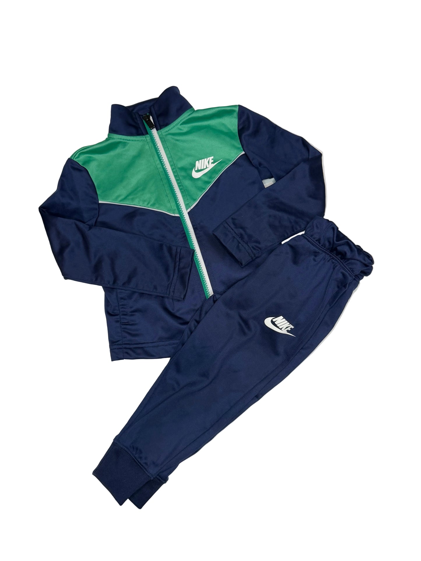 Nike 2T