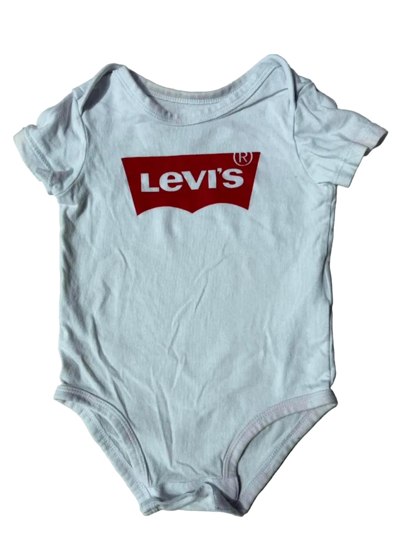 Levis 12M (imparfait)