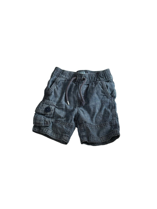 Short Baby gap 12-18M (imparfait)