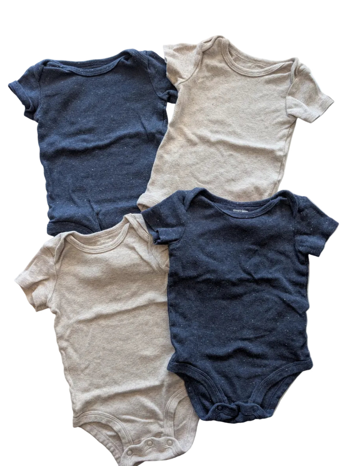Carter's 6-9M (4)
